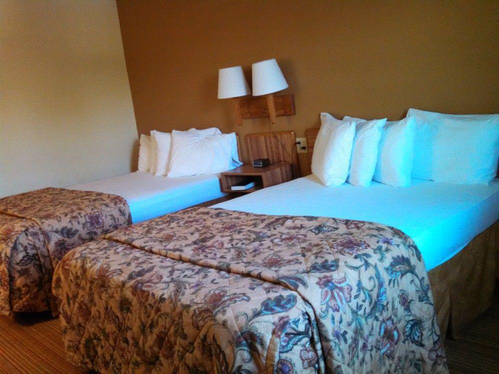 Cocoa Country Inn 허시 외부 사진